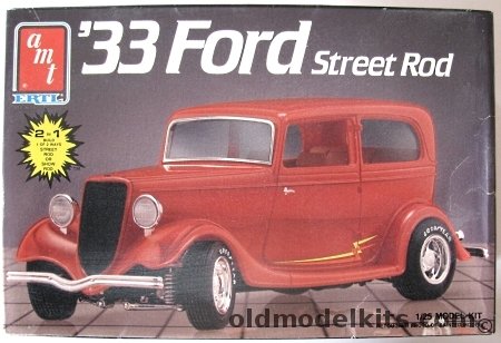 AMT 1/25 1933 Ford Street Rod - Street Rod or Show Rod, 6714 plastic model kit